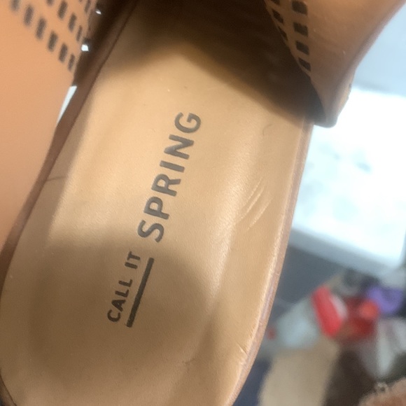 Call it spring shoes - Picture 6 of 10